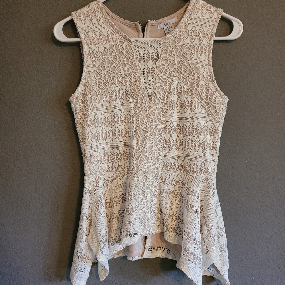 Bar III lace top